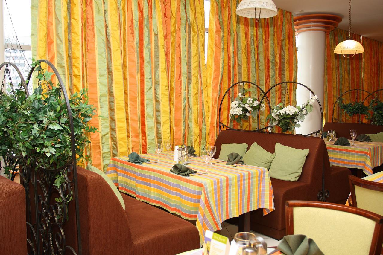 Slavinasport Hotel Zhlobin Εξωτερικό φωτογραφία